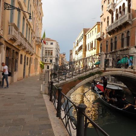 Ca Della Musica Venezia Santa Croce Apartment Exterior foto